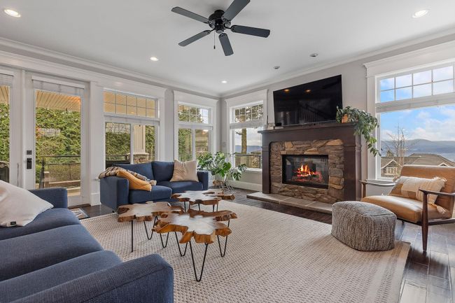 2644 Larkspur Crt, House other with 4 bedrooms, 4 bathrooms and 4 parking in Abbotsford BC | Image 12