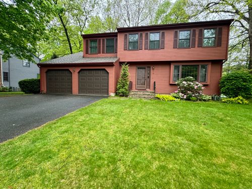 15 Old Village Ln, Unionville, CT, 06085-1573 | Card Image