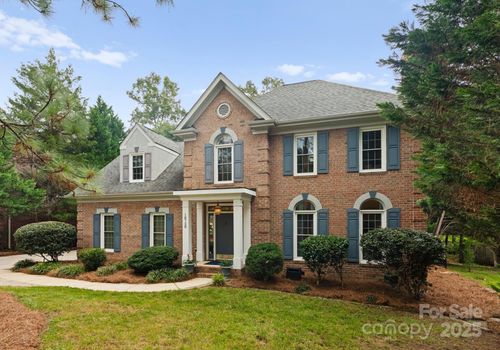 10728 Ridge Acres Rd, Charlotte, NC, 28214-8204 | Card Image