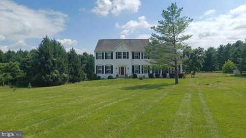 39227 Tollhouse Rd, Lovettsville, VA, 20180-1861 | Card Image