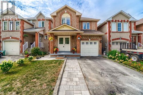 193 Roxbury St, Markham, ON, L3S3T5 | Card Image
