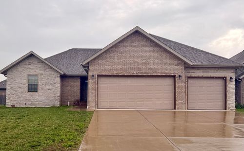 664 N Montego Street, Nixa, MO, 65714 | Card Image