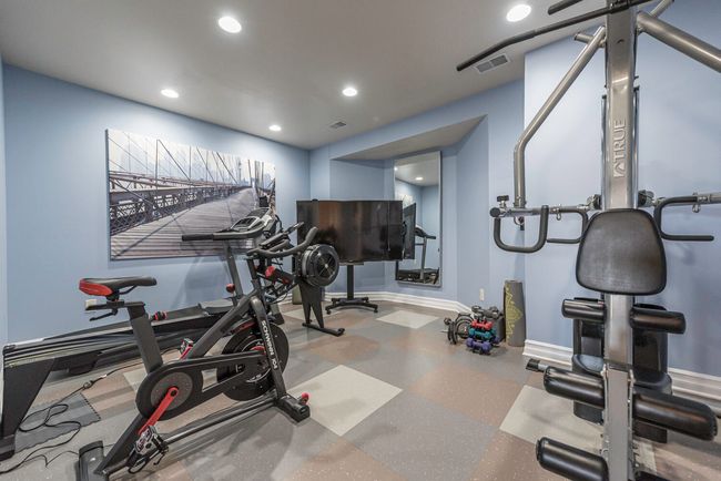 Exercise room | Image 78