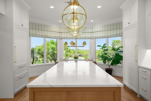 6 Links Ct, The Hills, TX, 78738-1551 | Card Image