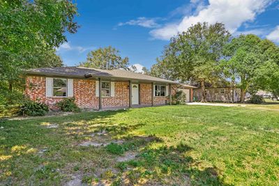 2407 8th, House other with 3 bedrooms, 2 bathrooms and null parking in Orange TX | Image 2