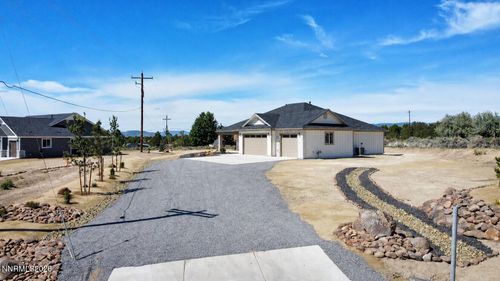 1840 Helman Dr, Gardnerville, NV, 89410-6100 | Card Image