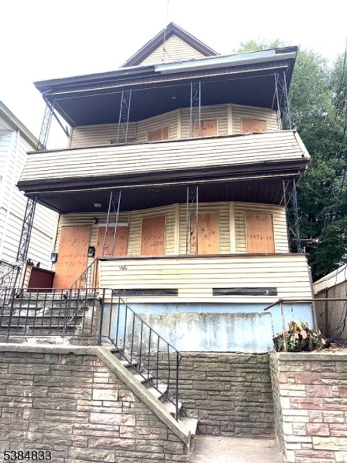 160 Fulton St, Paterson, NJ, 07501-1302 | Card Image