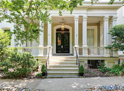 up01-212 W Franklin Street, Richmond, VA, 23220 | Card Image