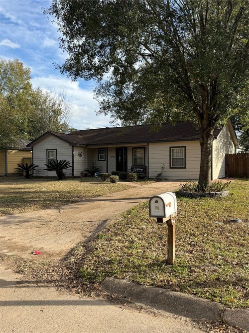 6110 Micollet St, Houston, TX, 77016-1323 | Card Image