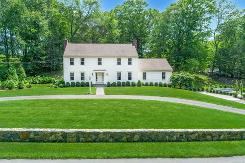 4 Blacksmith Ridge Rd, Ridgefield, CT, 06877-3638 | Card Image