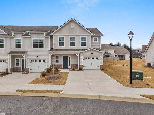 120 Callen Dr, Greenville, SC, 29607-6182 | Card Image