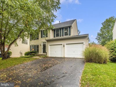 4 Village Green Court, House other with 4 bedrooms, 2 bathrooms and null parking in GERMANTOWN MD | Image 1