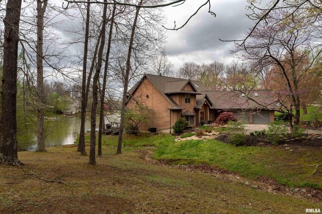 168 Lake Indian Hills Cir, House other with 4 bedrooms, 5 bathrooms and null parking in Carbondale IL | Image 36