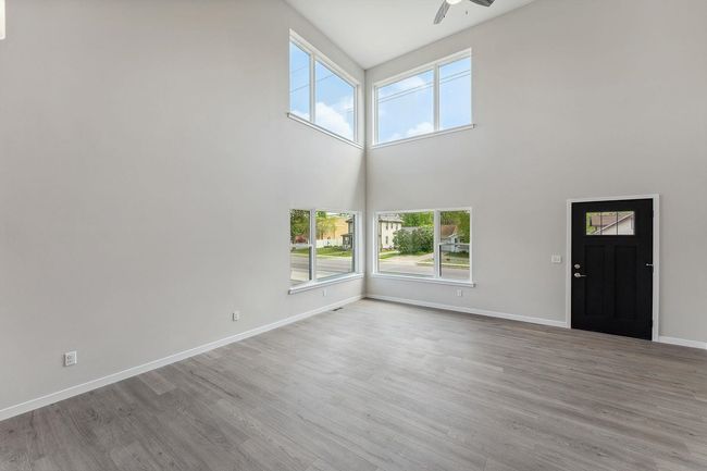 202 S Dewey Avenue, Condo with 3 bedrooms, 4 bathrooms and null parking in Reedsburg WI | Image 11
