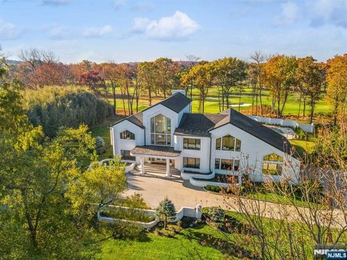 23 Rio Vista Dr, Alpine, NJ, 07620-1027 | Card Image