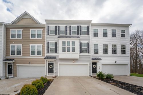 302 Bay St, Morgantown, WV, 26508-1812 | Card Image