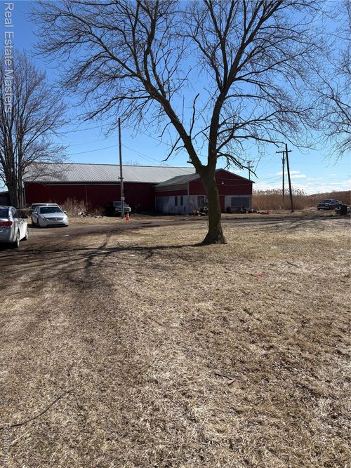 5230 State Rd, Fort Gratiot, MI, 48059-2908 | Card Image