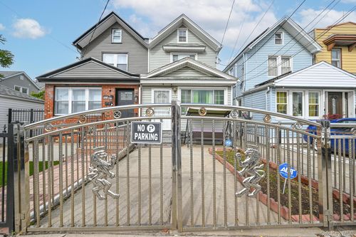 102 127th St, South Richmond Hill, NY, 11419-2237 | Card Image