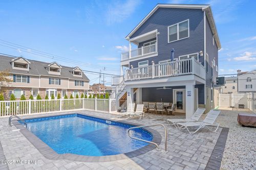 99 Coolidge Ave, Seaside Heights, NJ, 08751-1501 | Card Image