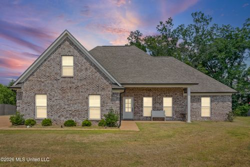 122 Honor Cv, Senatobia, MS, 38668-1000 | Card Image