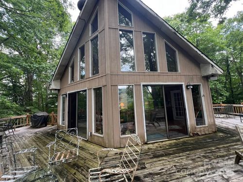 160 Windswept Ridge Rd, Franklin, NC, 28734-3909 | Card Image