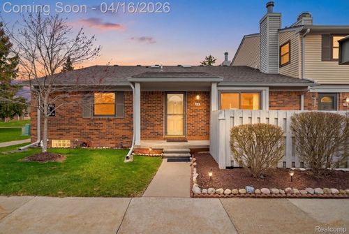 35-1921 Vine Way Dr, Canton, MI, 48188-1852 | Card Image