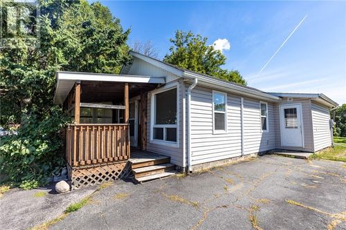 250 Imperial St S, Massey, ON, P0P1P0 | Card Image