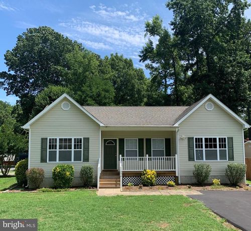 454 Wakefield Dr, COLONIAL BEACH, VA, 22443-4140 | Card Image