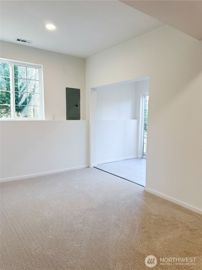 12207 156 Th Ave Se, House other with 3 bedrooms, 3 bathrooms and null parking in Renton WA | Image 35