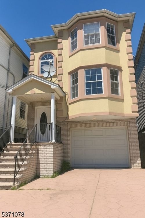 1057 Bond St, Elizabeth, NJ, 07201-1473 | Card Image