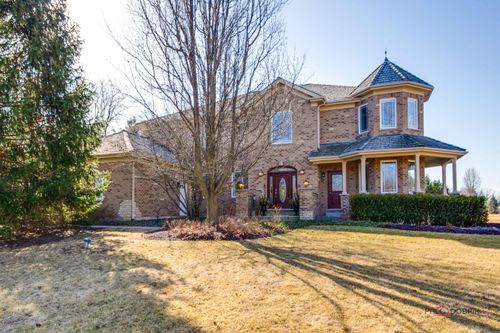 38868 N Oakcrest Ln, Wadsworth, IL, 60083-9571 | Card Image