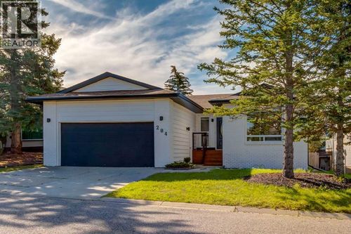 204 Hawkhill Way Nw, Calgary, AB, T3G3J1 | Card Image