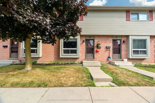 20-1200 Cheapside St, London, ON, N5Y5J6 | Card Image