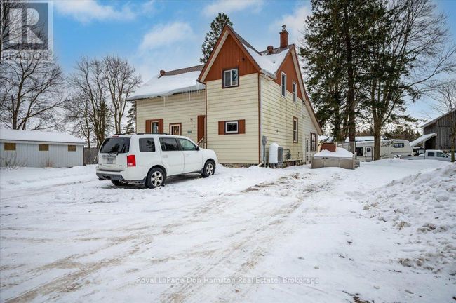 4793 46 Line, House other with 5 bedrooms, 2 bathrooms and 5 parking in Rostock ON | Image 6