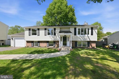 19213 Wootton Ave, POOLESVILLE, MD, 20837-2152 | Card Image