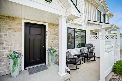 2672 Se Osier Ave, West Des Moines, IA, 50265-6600 | Card Image