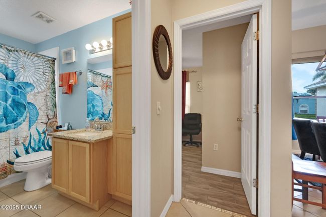 Guest Bathroom | Image 21