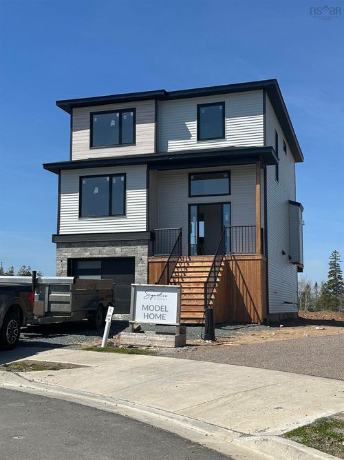 16 Wanders Way, Timberlea, NS, B3T0N9 | Card Image