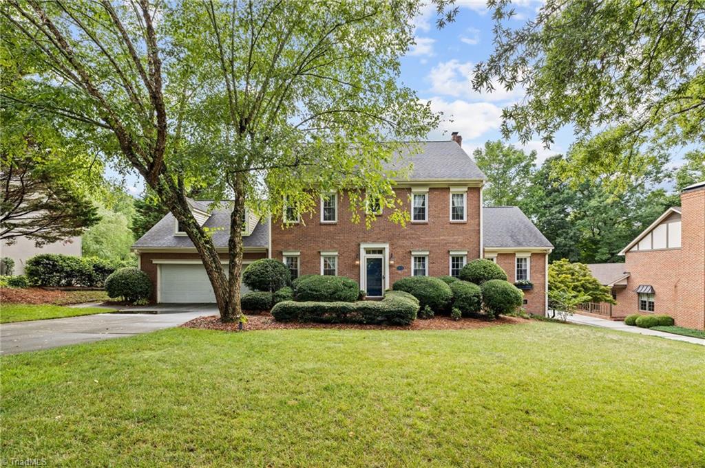 Heathcliff Rd, High Point, NC 27262