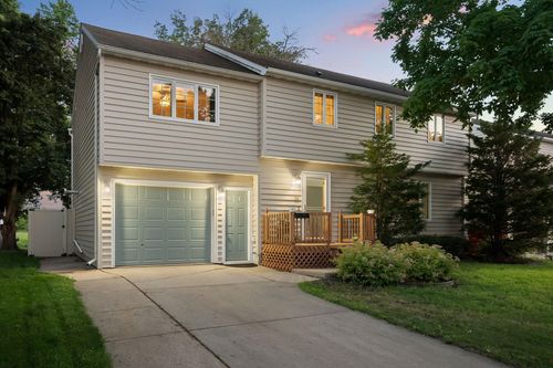 1218 4th Ave Se, Austin, MN, 55912-4212 | Card Image