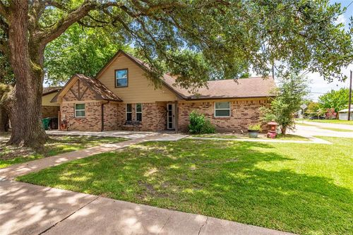 2302 Peach Ln, Pasadena, TX, 77502-5436 | Card Image