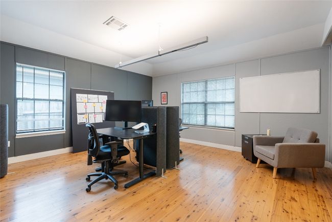 1309 Chestnut Ave, Home with 5 bedrooms, 4 bathrooms and 3 parking in Austin TX | Image 14