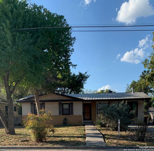 607 Exchange Ave, Schertz, TX, 78154-2117 | Card Image