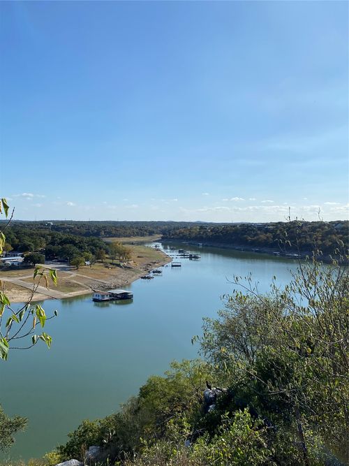 25555 Pedernales Point Dr, Spicewood, TX, 78669-1371 | Card Image