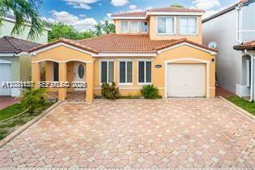 0-16453 Sw 97th St, Miami, FL, 33196-5829 | Card Image