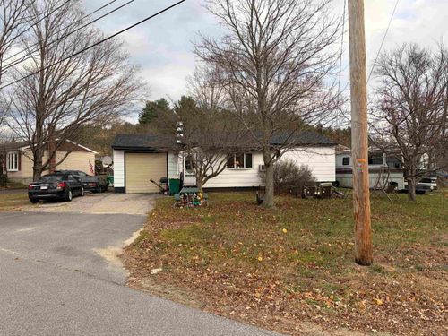 38 Western Ave, Rochester, NH, 03867-2840 | Card Image