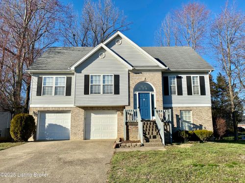 6901 Brook Bend Way, Louisville, KY, 40229-2390 | Card Image