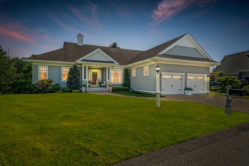 31-31 Chittenden Ln, Cohasset, MA, 02025-3401 | Card Image