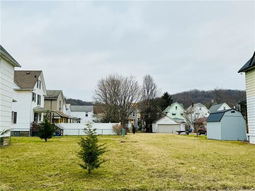 522 W Brady St, City of But NW, PA, 16001 | Card Image