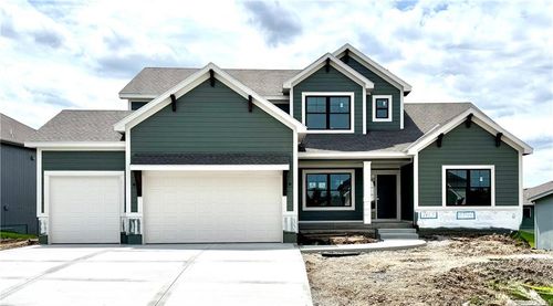 7605 Ne 103rd Ter, Kansas City, MO, 64157-8067 | Card Image